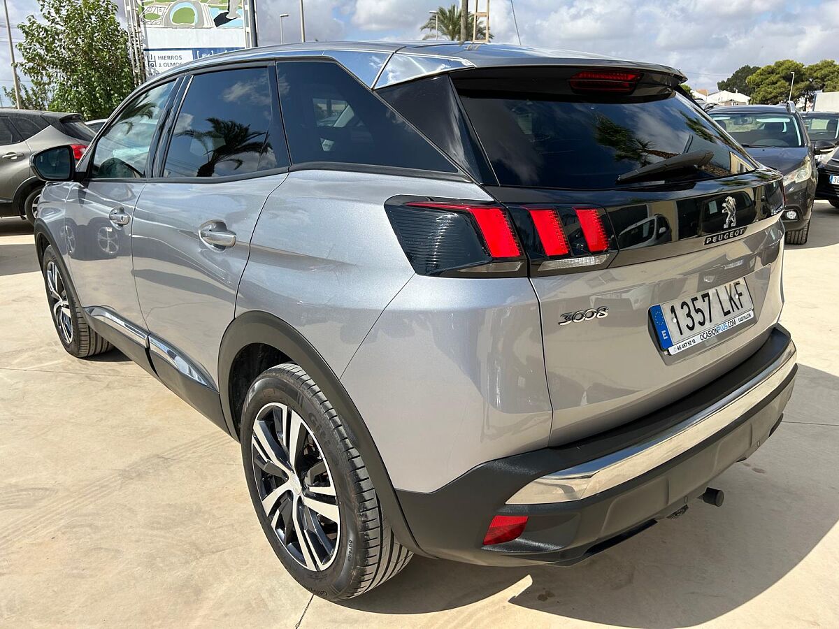 PEUGEOT 3008 ALLURE 1.2 E-THP AUTO SPANISH LHD IN SPAIN 43000 MILES SUPER 2020